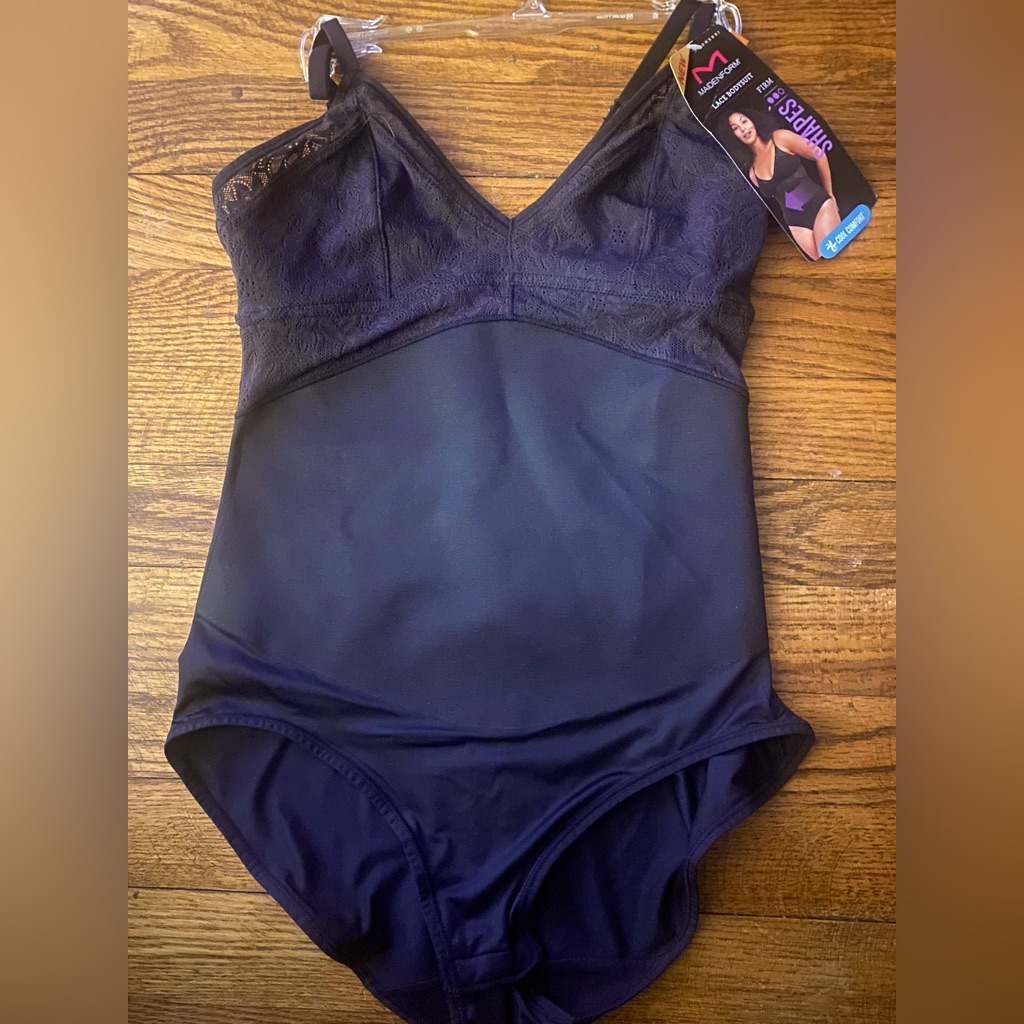 Maidenform Body Shapers Womens Size SNwt
